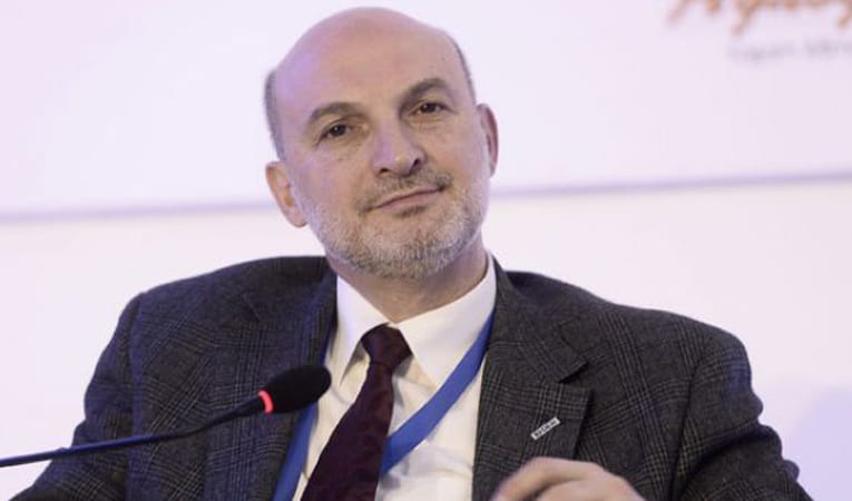 DEİK Başkanı Vardan'dan uyarı: Çakılacağız